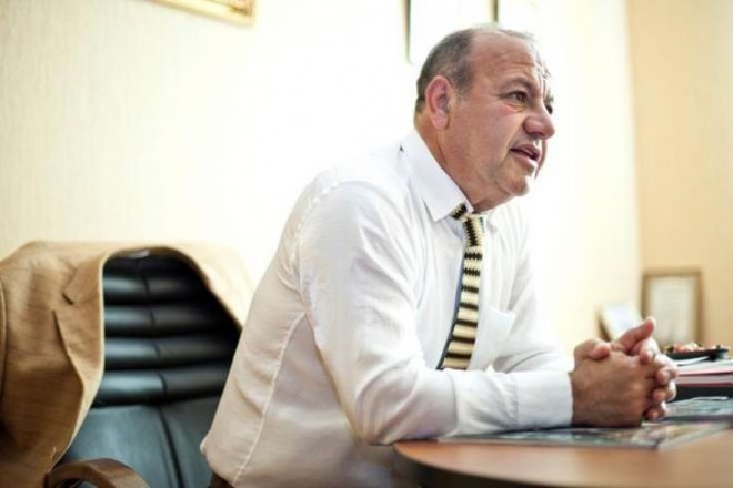 Əli Mirəliyev şou əhlindən şikayətləndi: "Toy mahnısını efirə gətirmək olmaz" - özəl