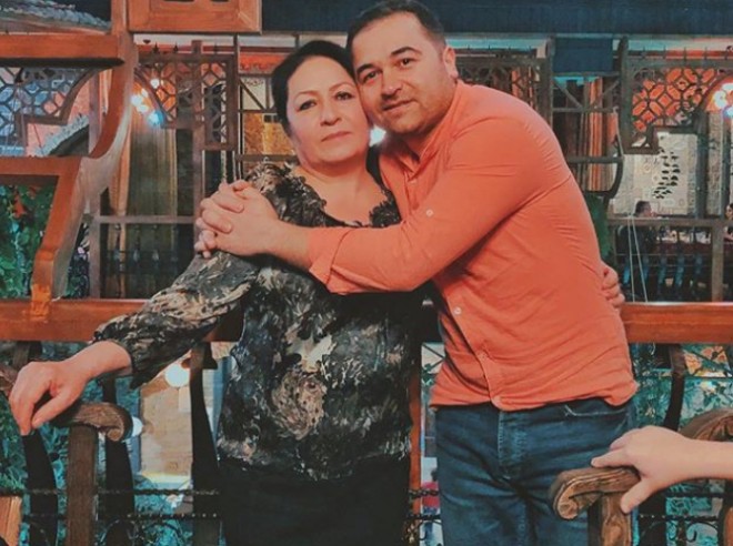 İlkin Həsəni anasını təbrik edib