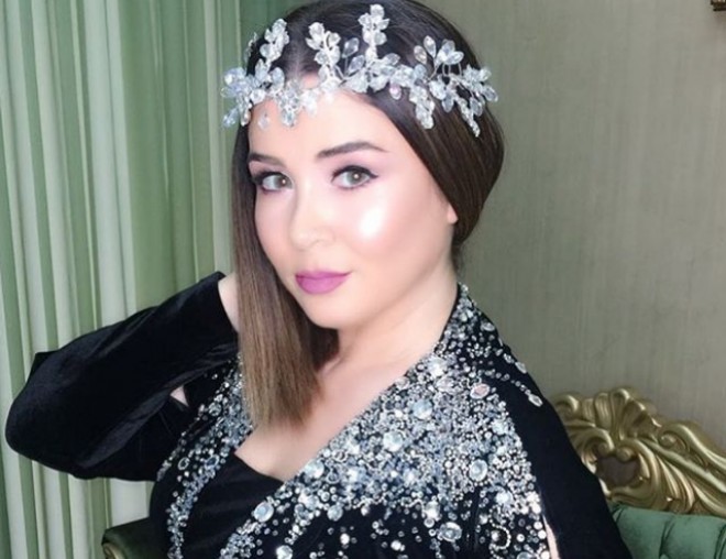 Elnarə ona “zövqsüz” deyənlərə cavab verib