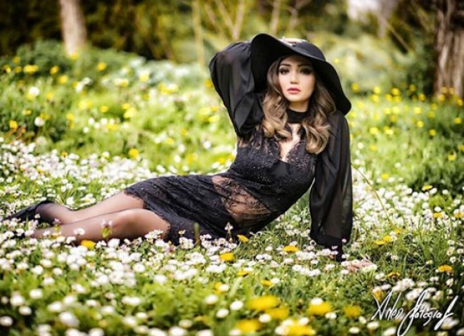 Sevinc qara libasa büründü - fotosessiya