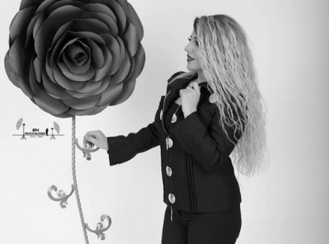 Zemfiradan yeni fotosessiya