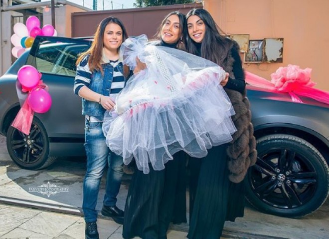 Sevil-Sevinc: “Allah bu paydan hər ailəyə nəsib etsin”