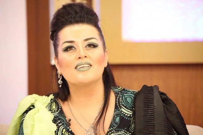 Elza Seyidcahan yeni mahnısından danışdı: “Kor olmuşam” oxuyacam" - məxsusi