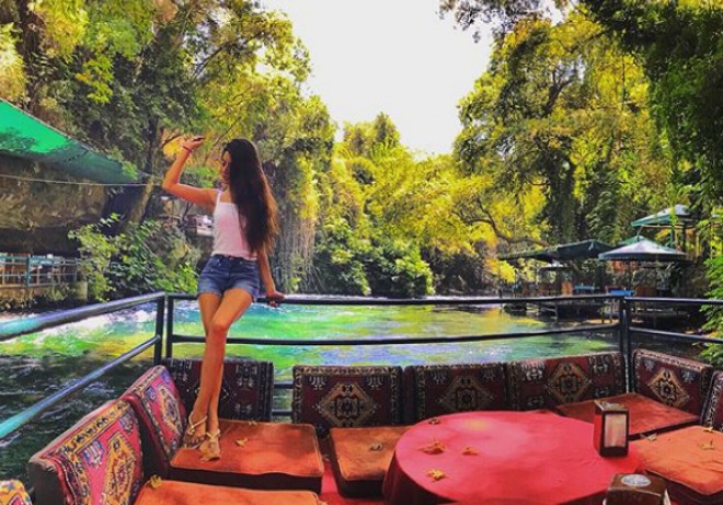 Ayselin qalmaqal yaradan&nbsp;fotoları