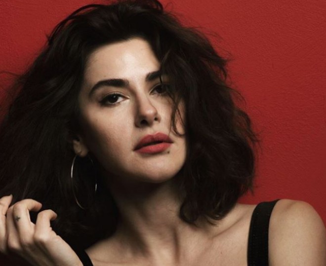 Nəsrin Cavadzadə ənənəsinə sadiq qaldı - foto