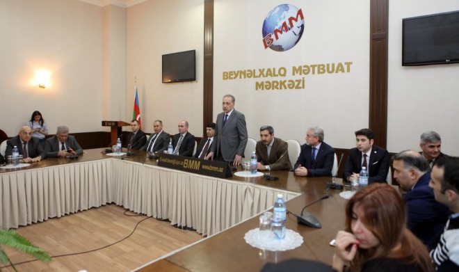 Bakıda “Sarmaşıqlı məzarlar” sənədli filminin təqdimat mərasimi keçirilib - reportaj