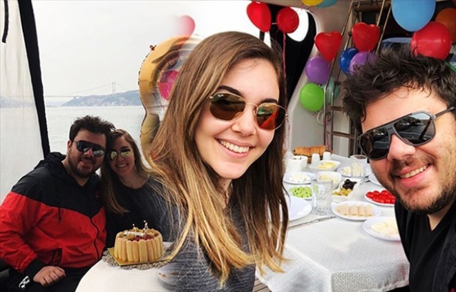 Eser sevgilisinə sürpriz edib