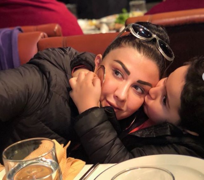 Rəqqasə oğlu ilə Türkiyədə göründü&nbsp;