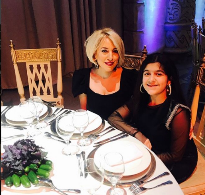 Lalə Məmmədova "qırmızı donunu çıxardı"&nbsp;– foto