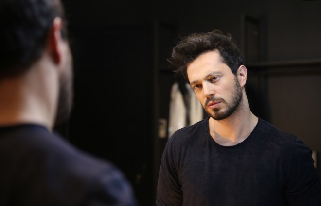 Murad Boz anasını göstərdi