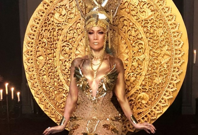 Cennifer Lopez kraliça oldu - klip