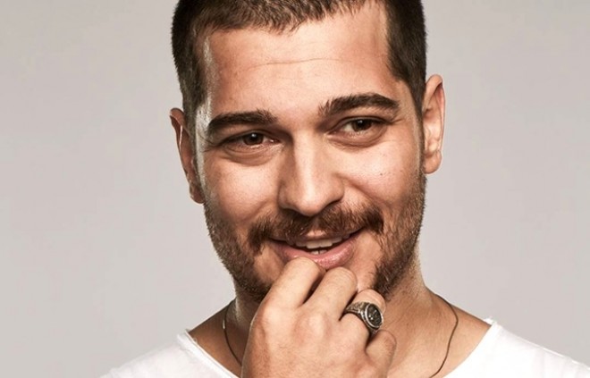 Aktyor İstanbulda villa kiraləyib