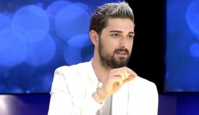 İbo Tatlısəs qaşlarını aldırıb