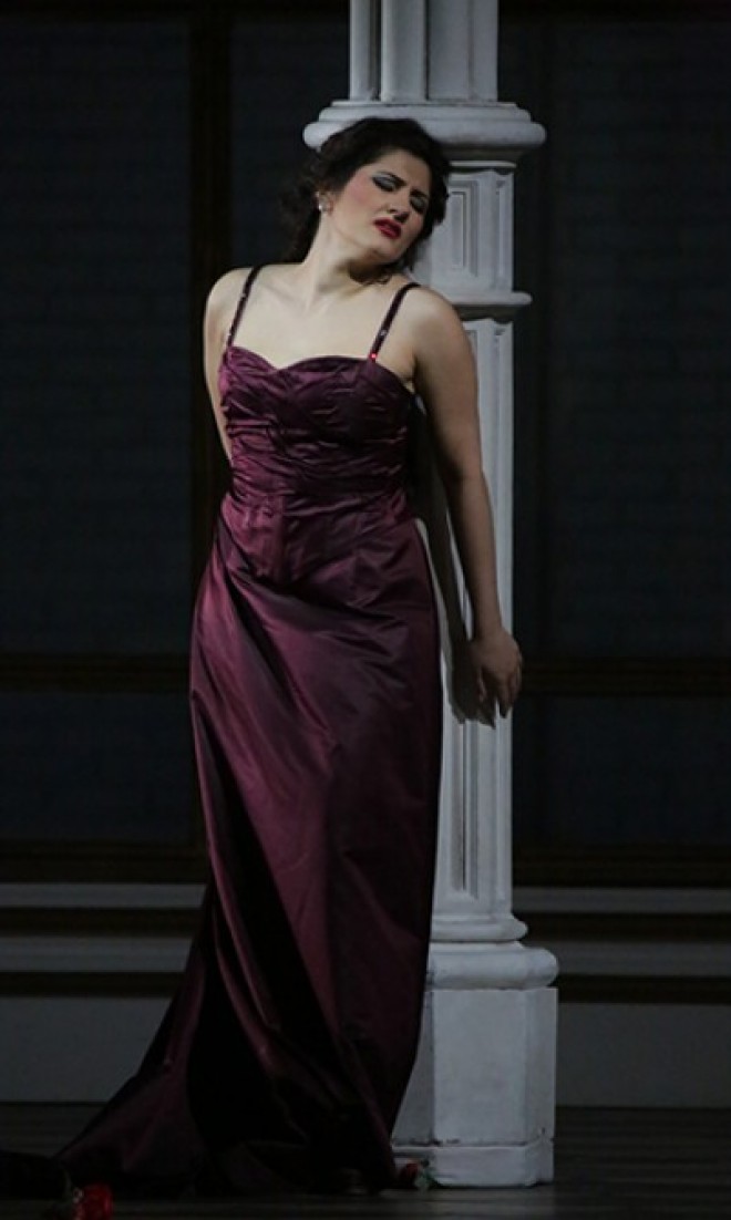 Dinara Əliyeva “Traviata” operasında oynayacaq