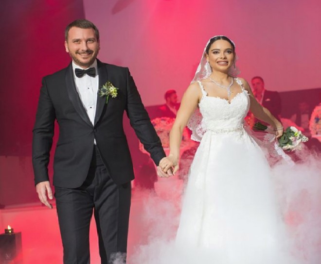 Rilaya toy fotolarını paylaşdı