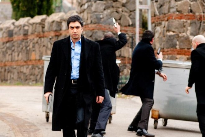 “Kurtlar vadisi Pusu” yayımını bərpa edir