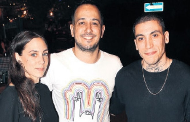 Aktrisa sevgilisinə sürpriz hazırlayıb