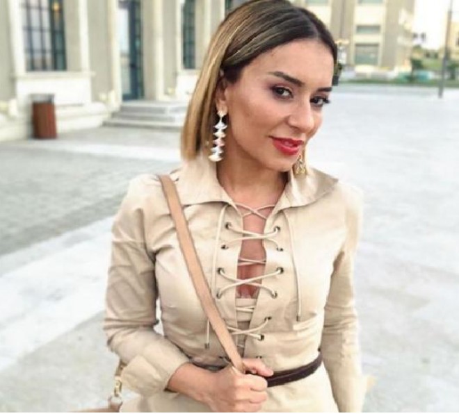 Tünzalənin sinə dekoltesi tənqid olunub