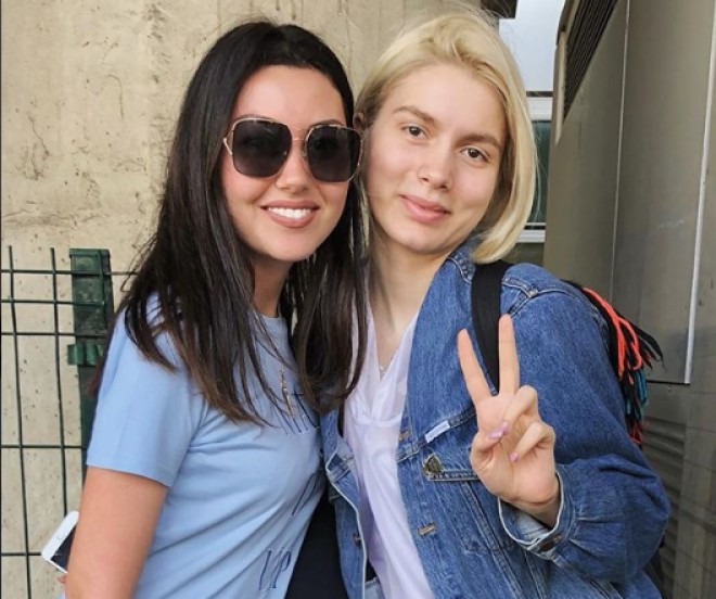 Safura Aleyna Tilki ilə görüşdü