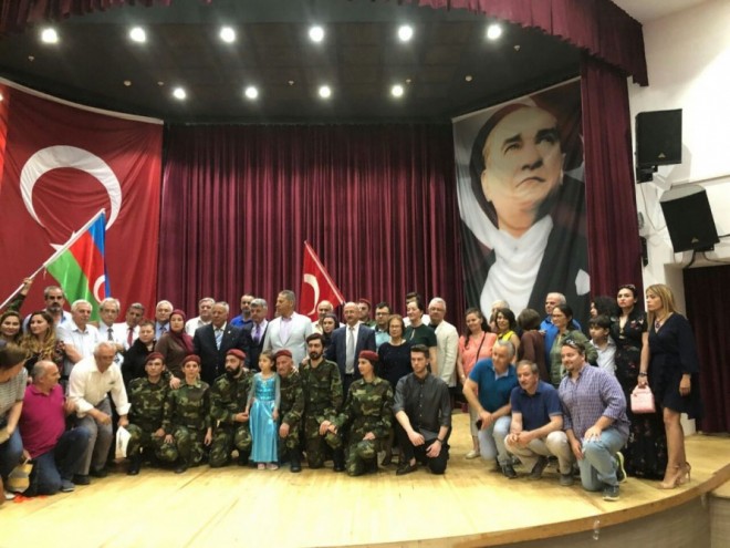 İrəvan Teatrının Türkiyə səfəri anşlaqla qarşılanıb - foto