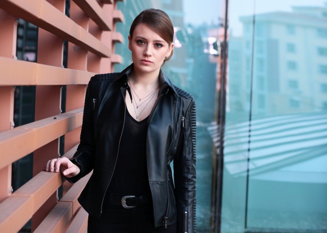 Aktrisanın makiyajsız şəkli