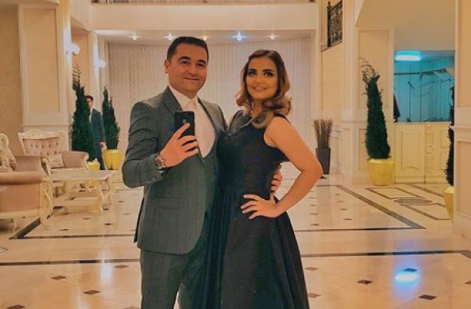 Aktyor-aparıcının xanımı ilə şəkli