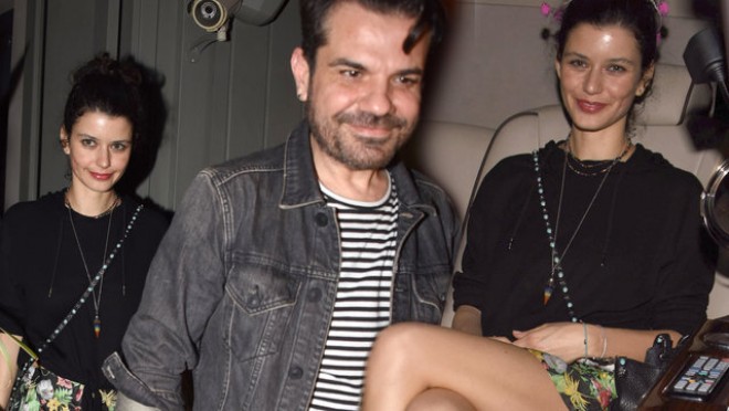 Cütlük əl-ələ tutdu və iddialara son qoydu - foto