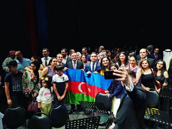 Mənsum İbrahimov Küveytdə - foto