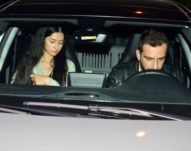 Aktyorun xanımı ilə təlaşlı şəkli