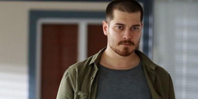 Aktyorun həbsi rejissoru pis duruma saldı