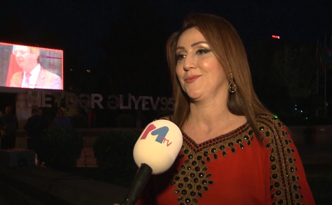 "Muğamla əcnəbi musiqinin sintezi ilk dəfə Gülyanaqla məndə olub" - Gülyaz Məmmədova belə dedi