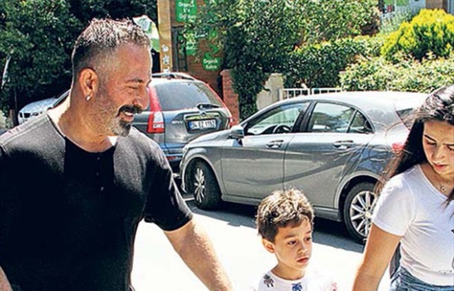 Cem Yılmaz sevgilisini filmə çəkəcək