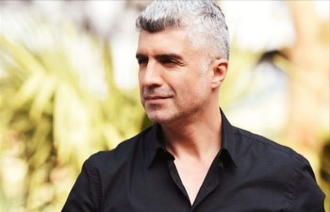 Özcan Deniz obrazı ilə vidalaşıb