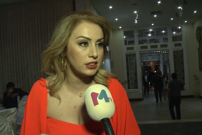 İki brendin siması olan Roza Zərgərli yay aylarında istirahətə yox, işləməyə üstünlük verəcək