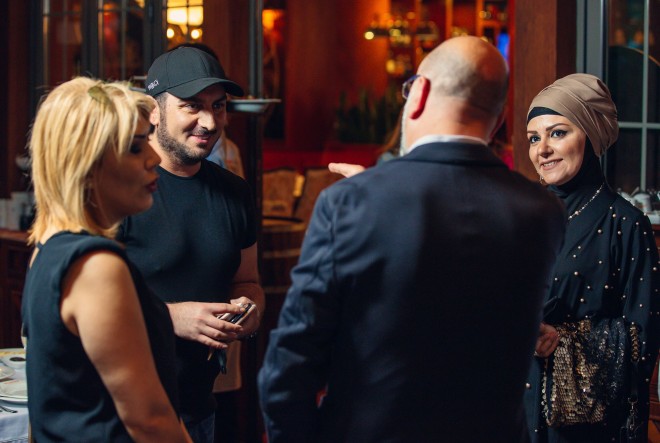 Aşpaz Bakıda tanınmış simalara iftar verdi – foto