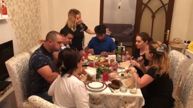 Mətanət Əsədova iftar süfrəsi açdı