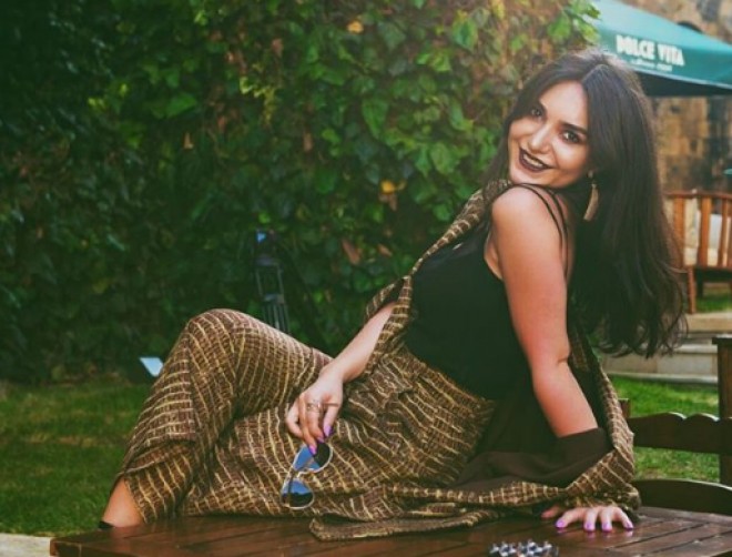 Teleaparıcı yeni fotolar çəkdirdi