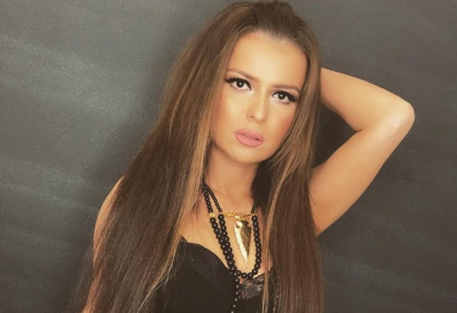 Sevdanın bu fotosu tənqid olundu