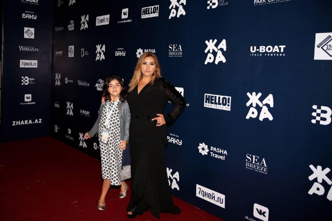 Zülfiyyə Xanbabayevanın qızı məzun oldu - foto