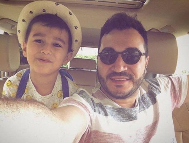 Elvinin oğlu ilə şəkli