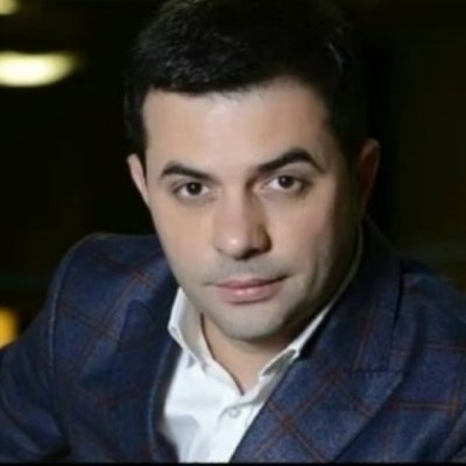 "Biz həmişə qardaş kimi olmuşuq" -&nbsp;Rəvan Qarayev atasının sözünə baxır