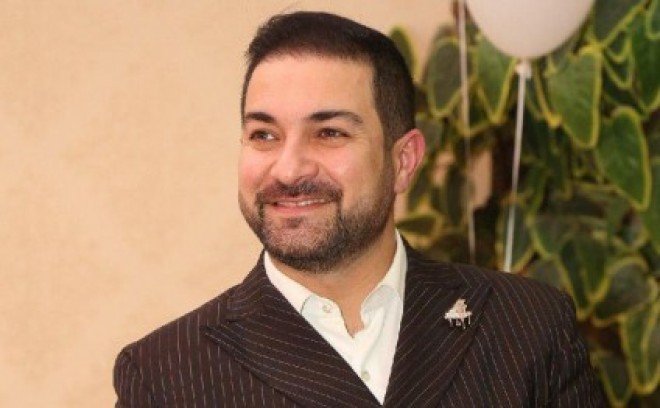 Əməkdar Artist Rəşad İlyasov “Qal sənə qurban” mahnısına klip çəkdirəcək - özəl