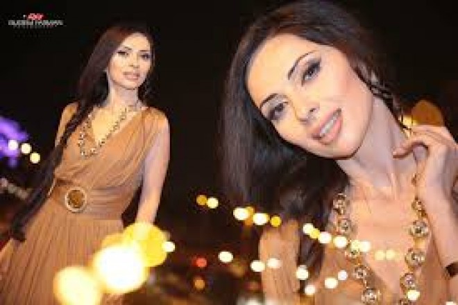 Manana sükutu pozdu: "Mən ulduz yox, müğənniyəm"