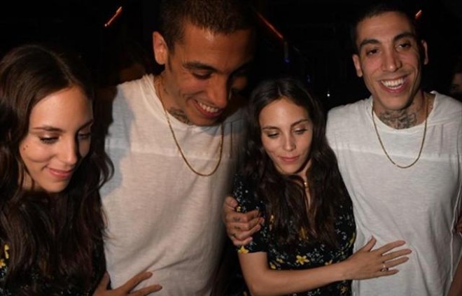 Cütlük evləndikləri üçün xoşbəxt olduqlarını dedilər