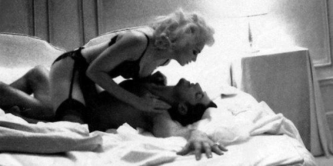 Keçmiş model Amerikada şok açıqlama verdi - foto