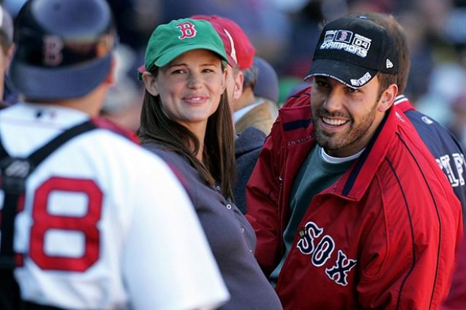 Cennifer Qarner boşanmasından danışmağı sevmir 