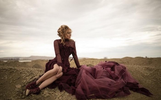 Alyona Apina Bakıda çəkdirdiyi klipdən danışdı - foto