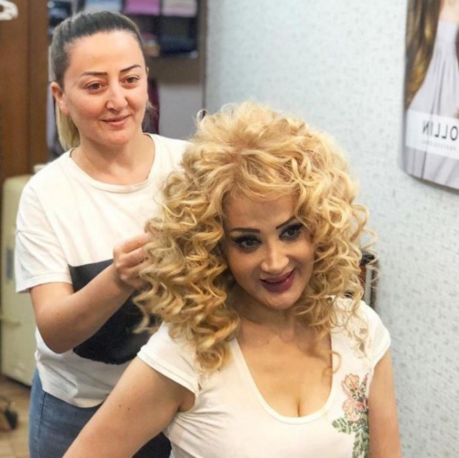 Xalq Artisti saç düzümünü dəyişdi - foto
