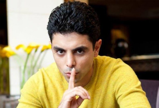 "Onlar düşmənim deyillər” - Zaur Əmiraslanov bayağı mahnı ifa edənləri qınadı