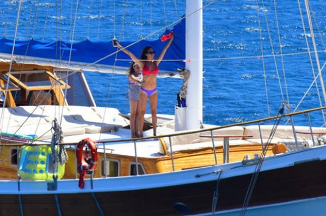 Model yaxta turuna çıxdı - foto